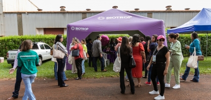 Biotrop dá show no 11º Encontro Cana Substantivo Feminino